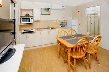 Hotel Australiana Top Tourist Park Hervey Bay