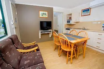 Australiana Top Tourist Park Hervey Bay Hotel